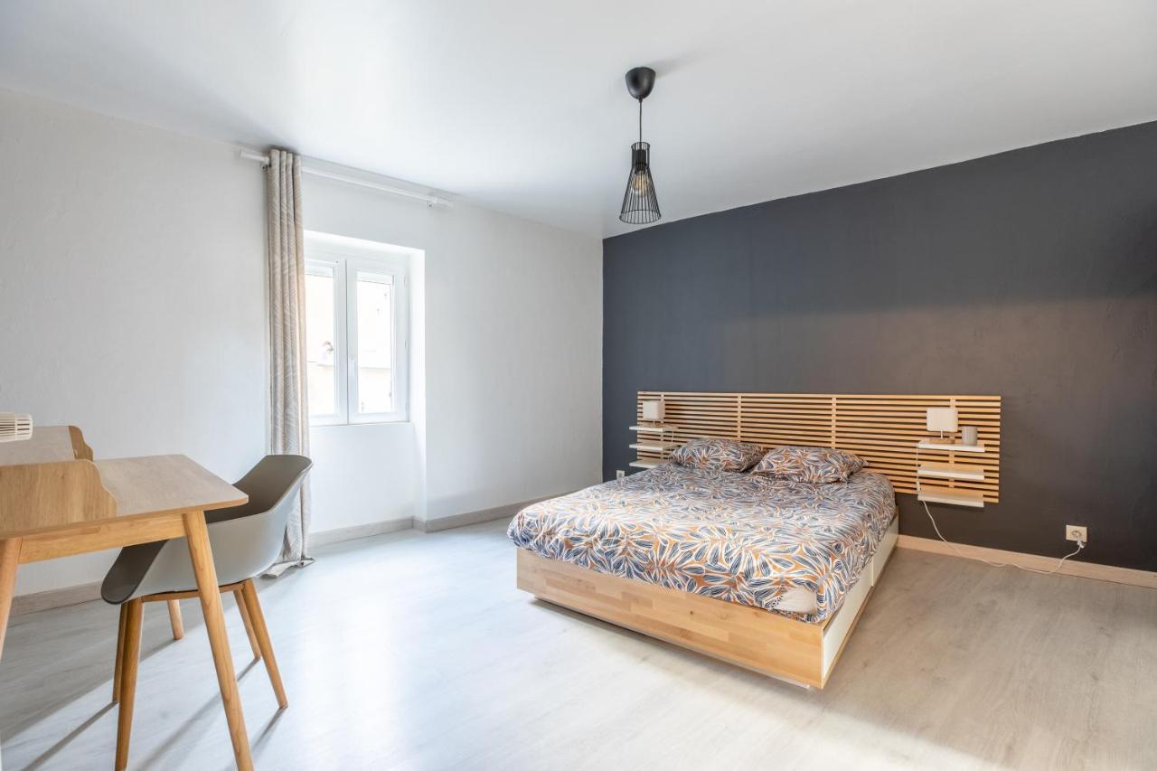 Cosy T2 Renove, Proche Centre-Ville-Fibre/Netflix Montlucon Bagian luar foto