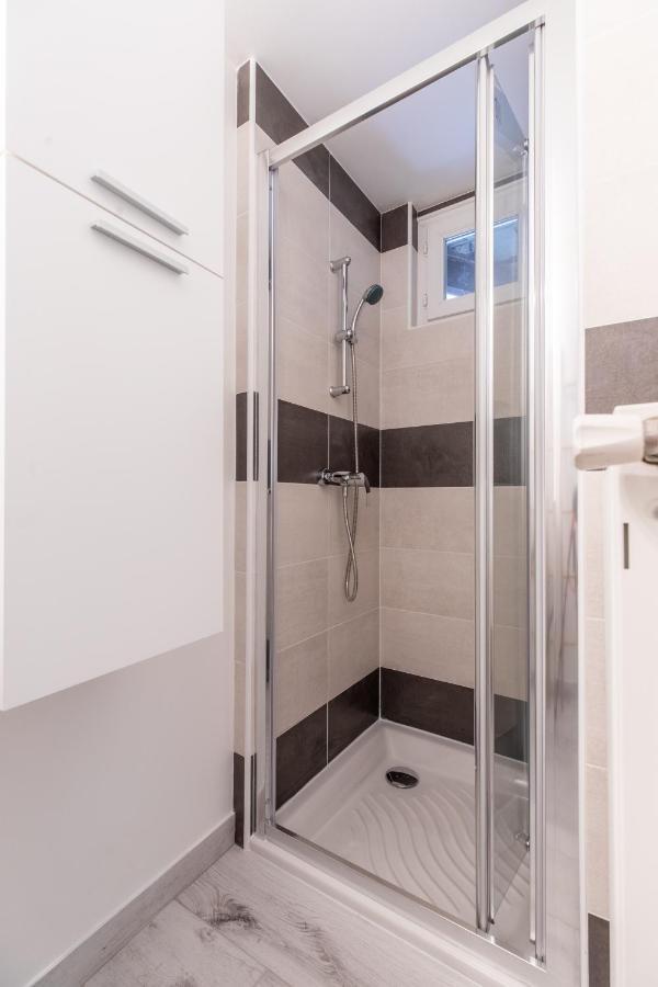 Cosy T2 Renove, Proche Centre-Ville-Fibre/Netflix Montlucon Bagian luar foto